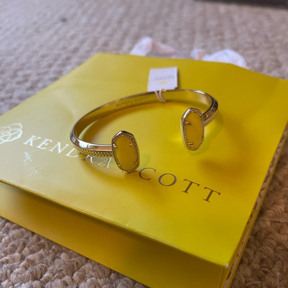 Kendra Scott Pinch Bracelet